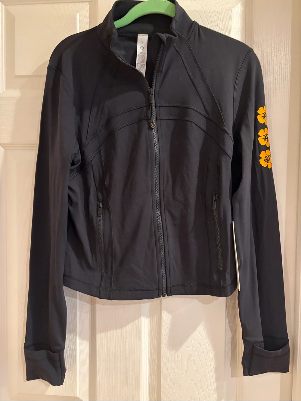 NWT lululemon athletica Hawaii Exclusive Zip-Up Jacket with Orange Floral-12